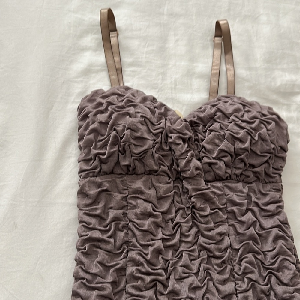 Dress - Picture 2 of 5